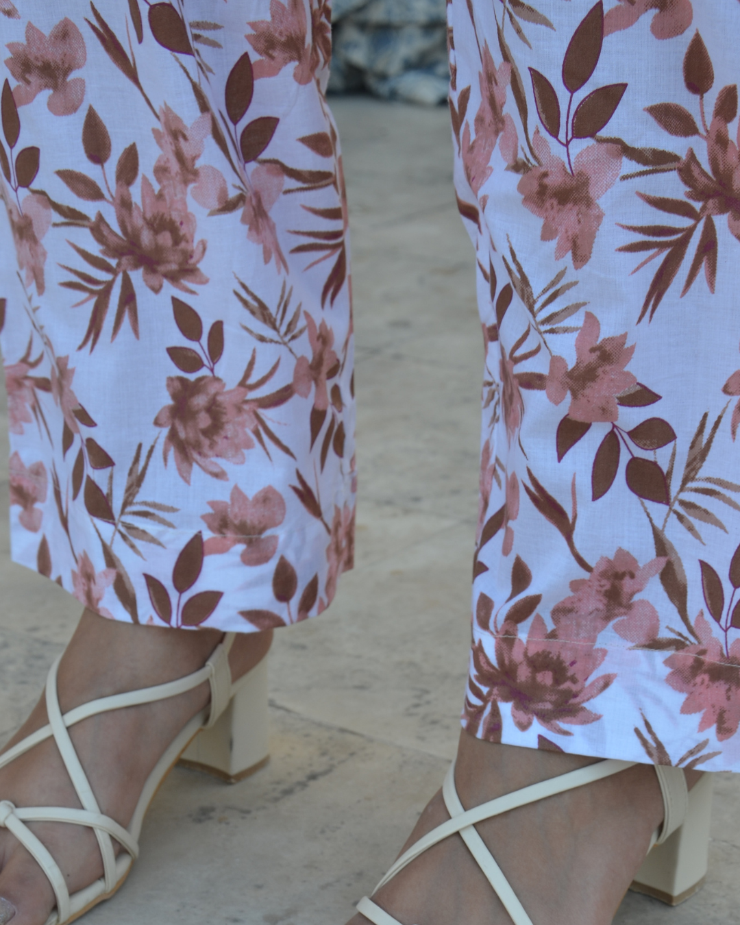 White Floral Printed Sleeveless Cotton Co-ord Set